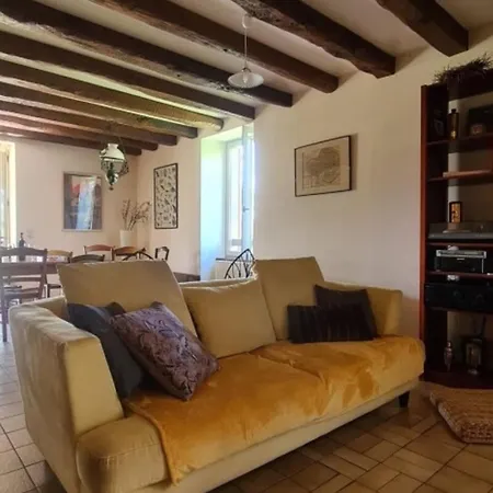 Nyaraló Sous Les Noyers *