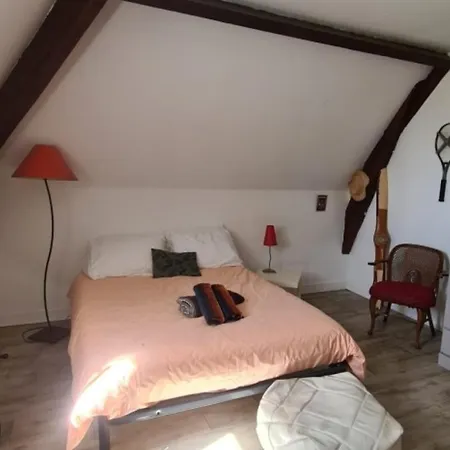Sous Les Noyers